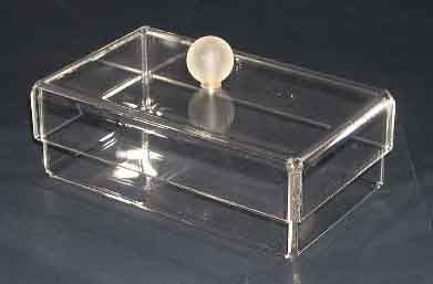 scatola-in-plexiglas-con-coperchio.jpg